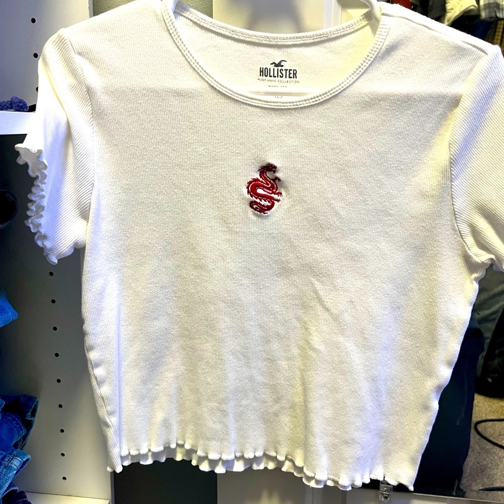 White dragon tee